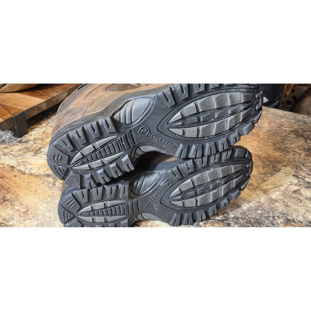Danner Radical 452 Size 9 Terra Force Goretex Boot, Outdoors,  Hiking, Hunting